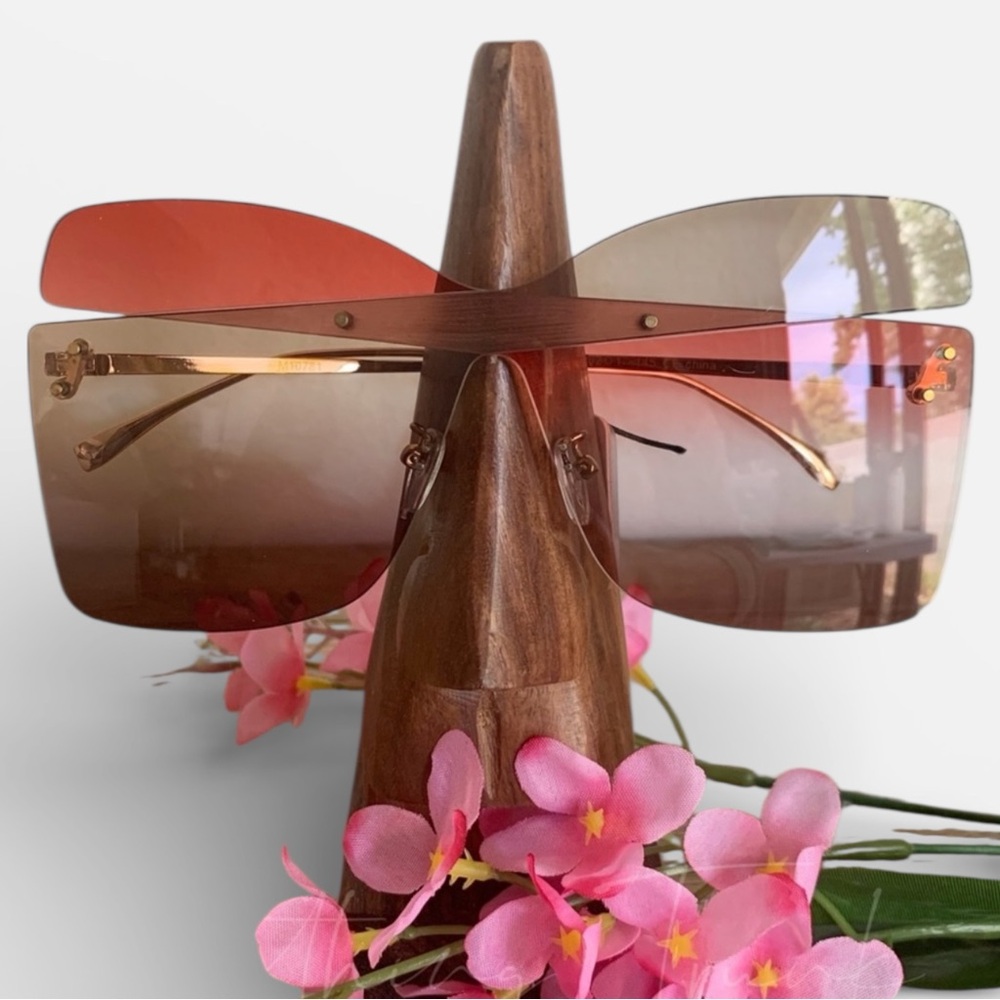 NWT Luxe Oversized Rimmed Sunglasses Brown & Red UV400